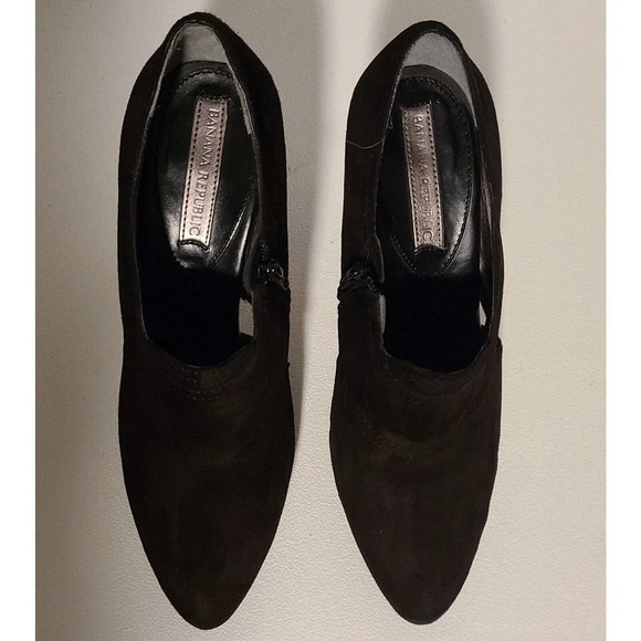 BANANA REPUBLIC BLACK suede PUMPS HEELS SHOES CUT OUT ON SIDE WITH ZIPPER SZ 8 - Picture 3 of 12
